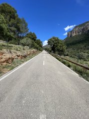 Alaró - Coll d'Orient: Gentle Tranquil Valley Ride